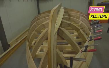 “Pasara Wooden Boat”