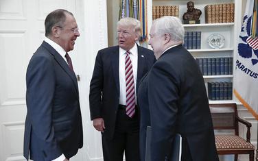 Lavrov, Tramp i Kisljak u Bijeloj kući 10. maja 2017.