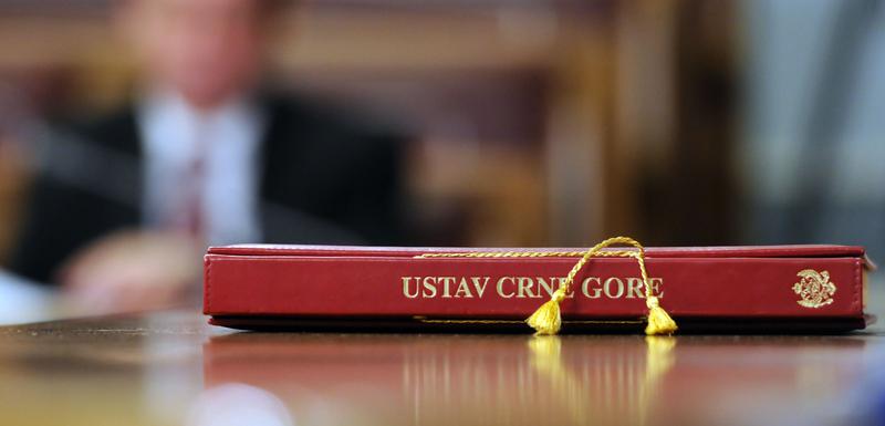 Ustav se ne mijenja u izbornoj godini