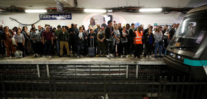 Sa stanice "Gare Du Nord"