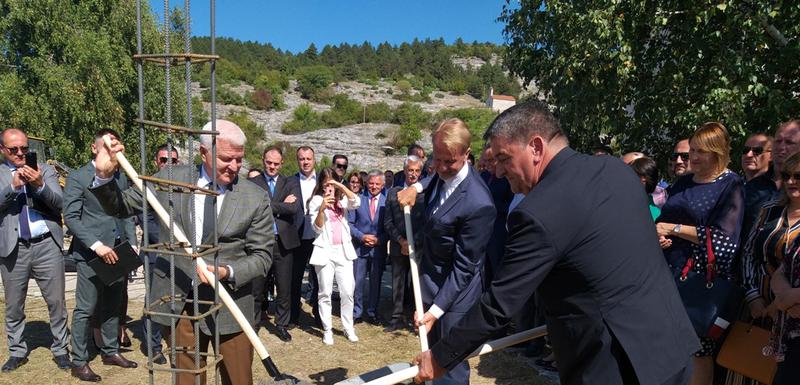 Marković, Orav i Grbović