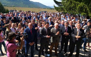 Marković sa saradnicima tokom posjete Župi