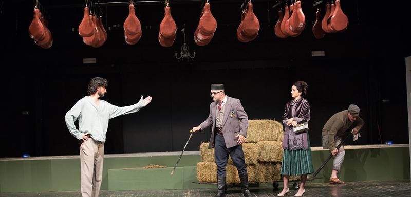 Scena iz predstave “Gospodska krv”