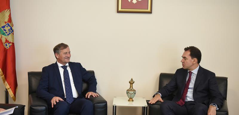 Erjavec i Pažin na sastanku
