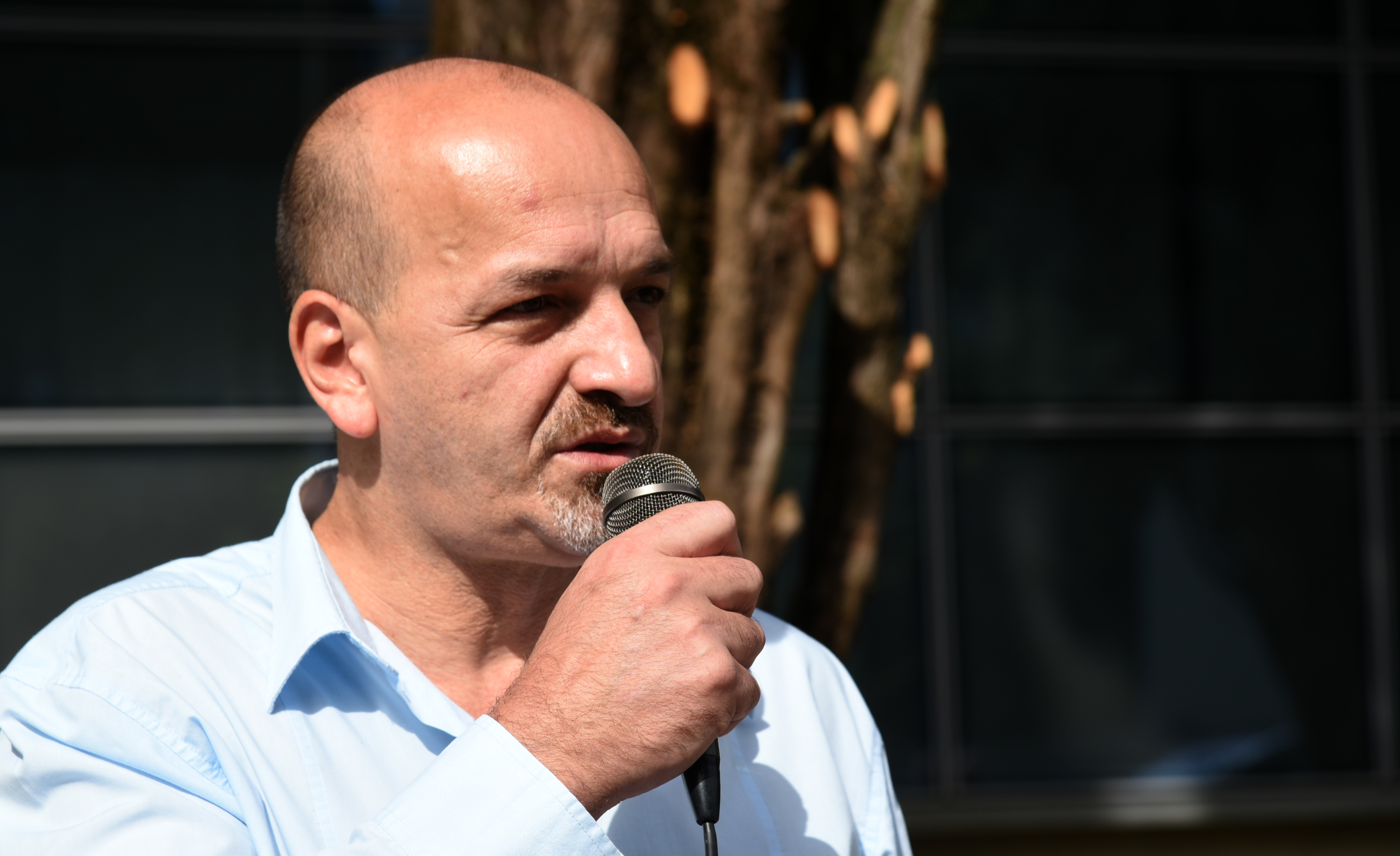 Protest prosvjethih radnika ispred Ministarstva prosvjete