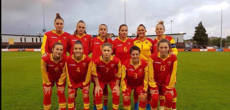 Ženska omladinska fudbalska reprezentacija