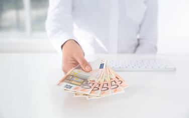 Odobreni gotovinski - nenamjenski krediti stanovništvu iznose 678,5 miliona eura (ilustracija)