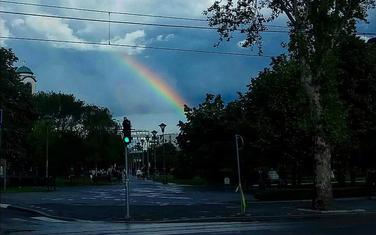 Duga nad Karađorđevim parkom