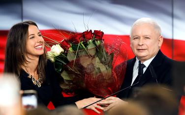 Kačinjski (desno) nakon objave rezultata ankete