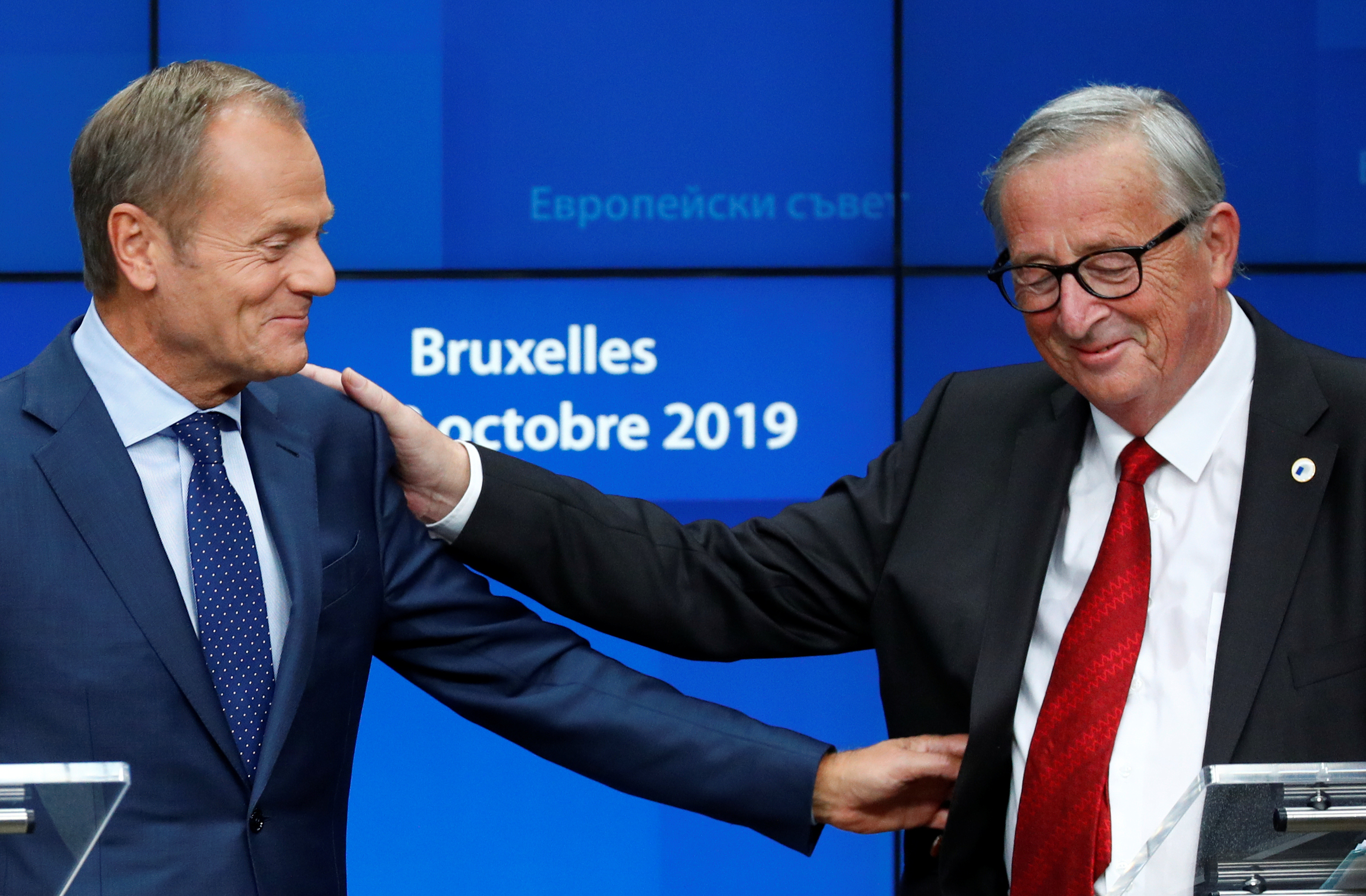 Tusk, Junker