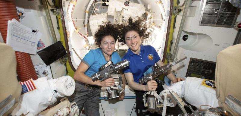 Astronautkinje Kouk i Meir