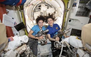 Astronautkinje Kouk i Meir