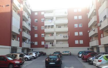 Sporna zgrada ima oko 160 stanova