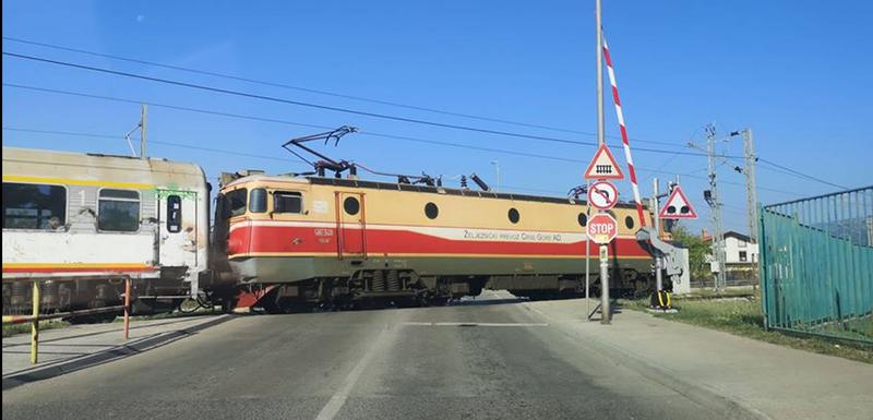 Pružni prelaz Zagorič