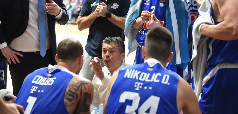 Mijović i košarkaši Budućnosti