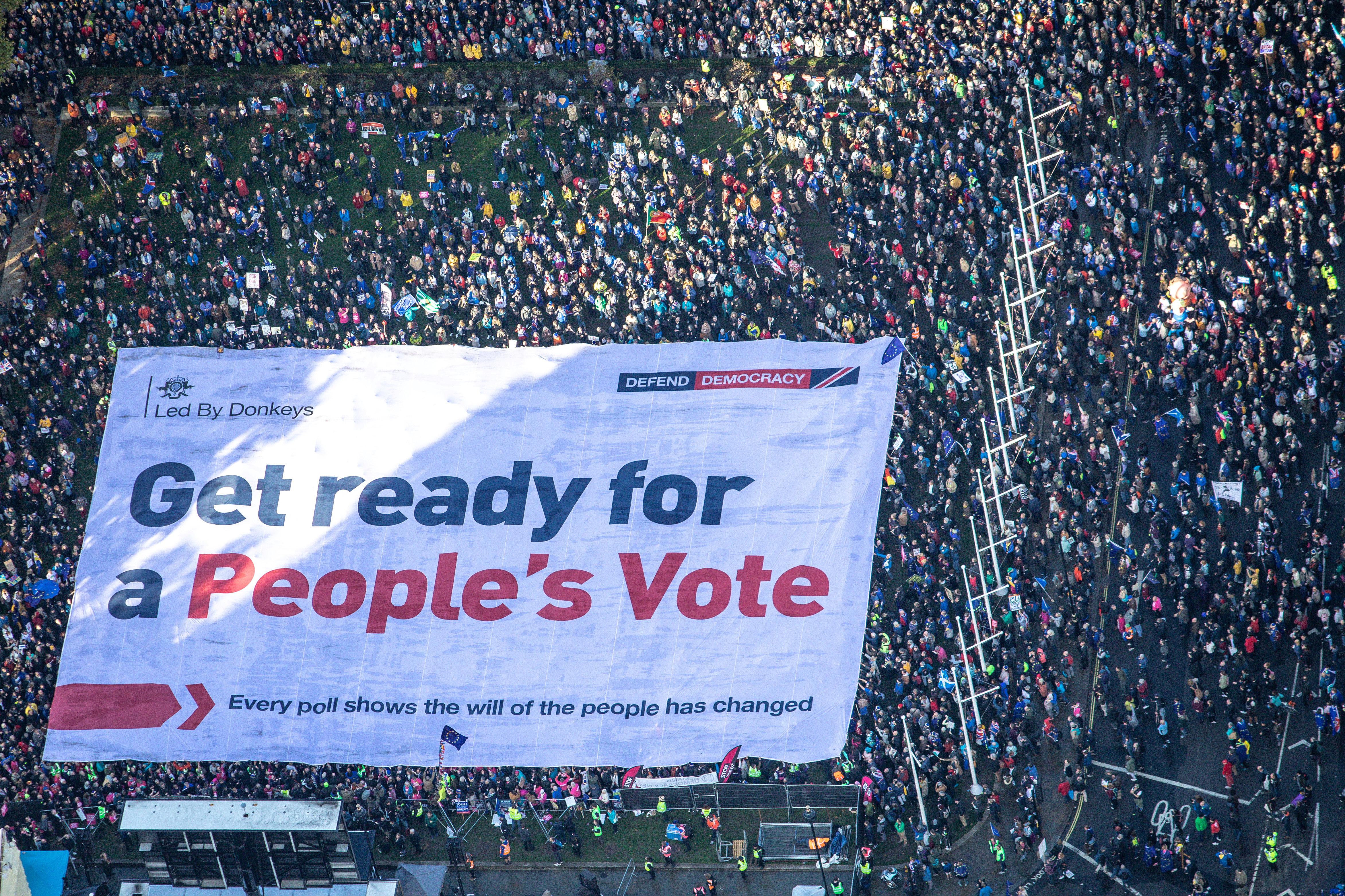 Demonstranti su na protestima u subotu tražili novi referendum o bregzitu