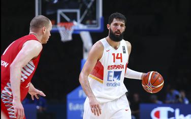 Mirotić u dresu Španije
