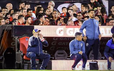 Maradona na prestolu