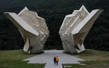 Memorijalni kompleks Tjentište