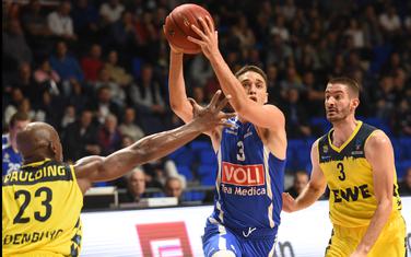 Skot Bamfort u duelu sa Oldenburgom