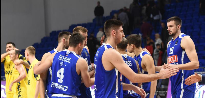 Košarkaši Budućnosti nakon meča sa Oldenburgom