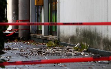 Pao mermerni blok: Pošta Crne Gore