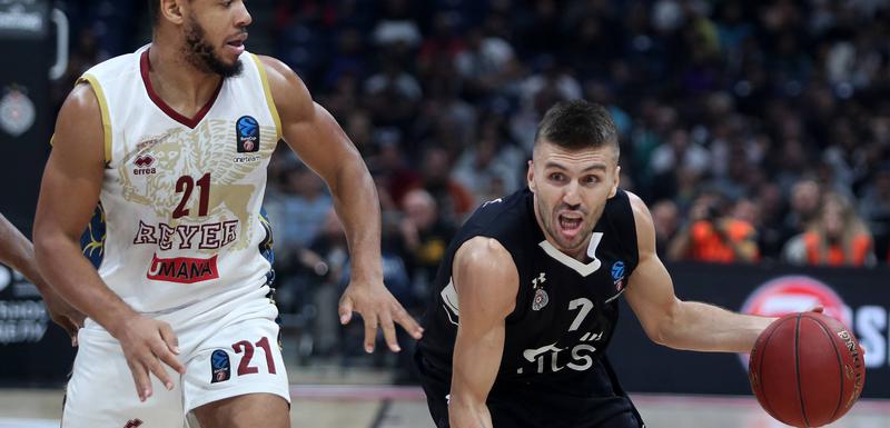 Gordić na meču sa Venecijom