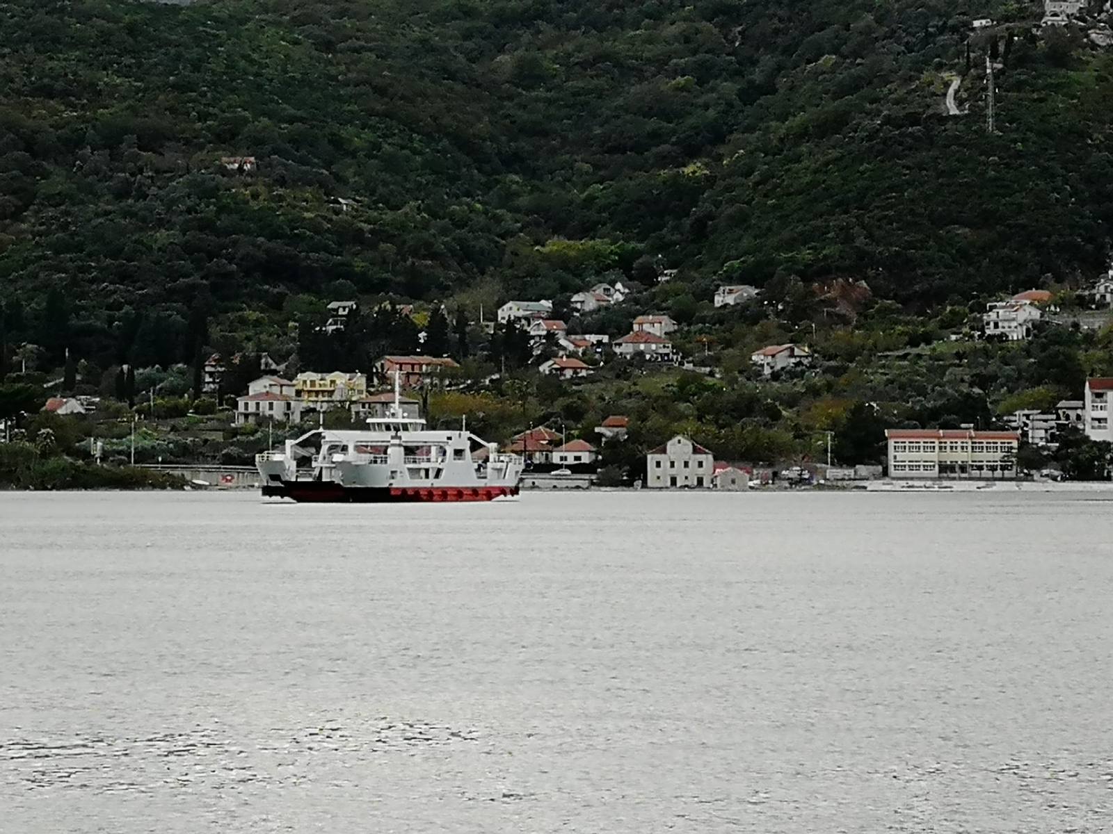 Trajekt u zalivu