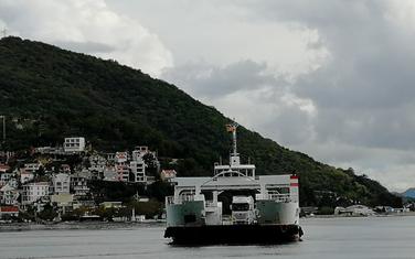 Trajekt se vraća sa šleperom