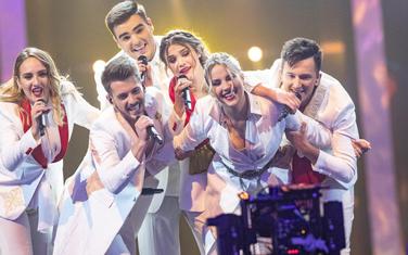 Grupa D mol