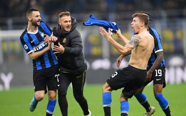 Barela slavi sa saigračima gol za 2:1