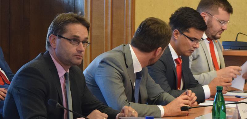 “Hoće li biti saglasnosti oko modela za sprovođenje dogovora”: Rudović sa kolegama iz opozicije