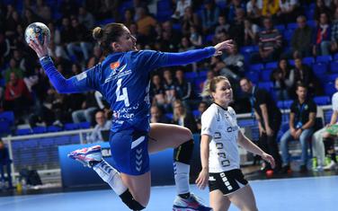 Prvi strijelac Lige šampiona sa 49 golova: Jovanka Radičević na utakmici sa Bitighajmom