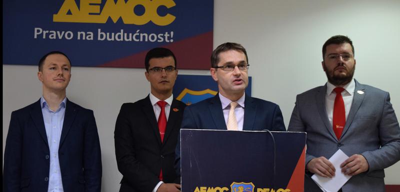 Sa pres konferencije