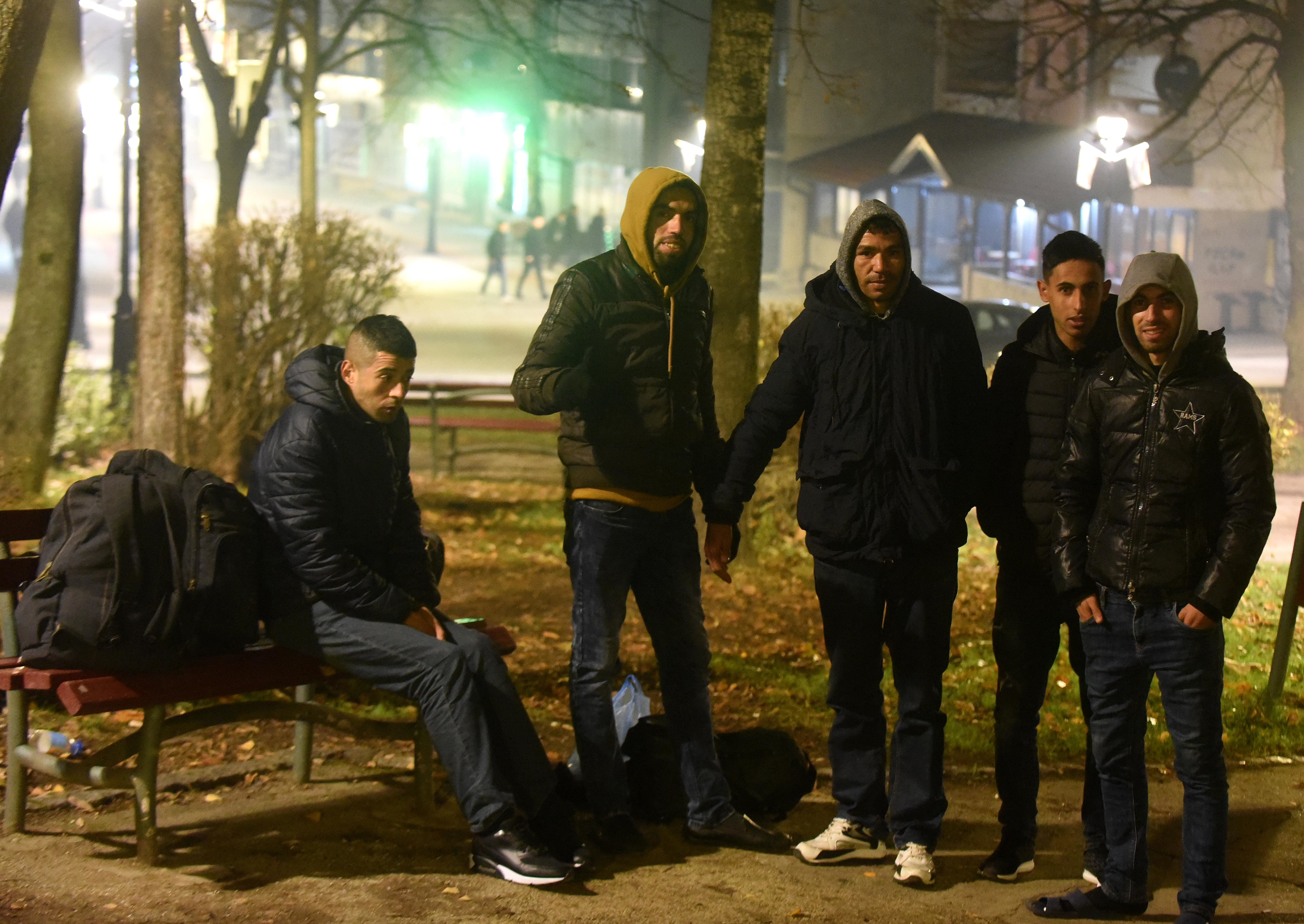 Migranti u parku u centru Pljevalja