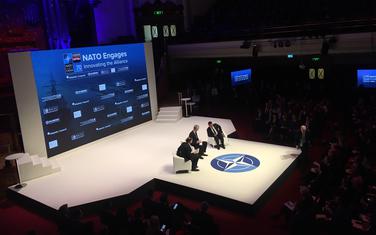 Zaev i Duda na panelu u Londonu
