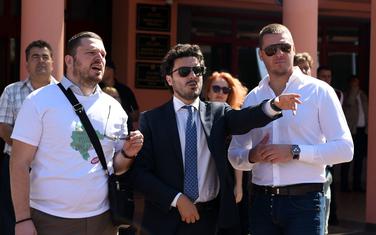 Abazović sa kolegama i eko aktivistima na jednom od portesta ispred zgrade ministarstva u Podgorici