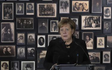 Merkel tokom posjete Aušvicu