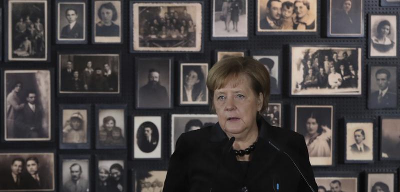 Merkel tokom posjete Aušvicu