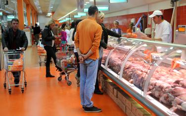 Uvoz samo mesa značajno vredniji od ukupnog izvoza aluminijuma, željeza, vina i piva