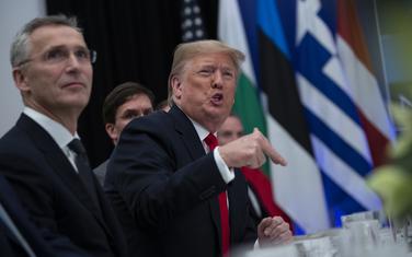 Generalni sekretar NATO Jens Stoltenberg i američki predsjednik Donald Tramp na ručku tokom samita NATO u Londonu