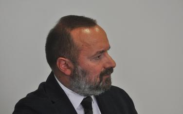 Treba usvojiti zakon o Vladi: Pavićević