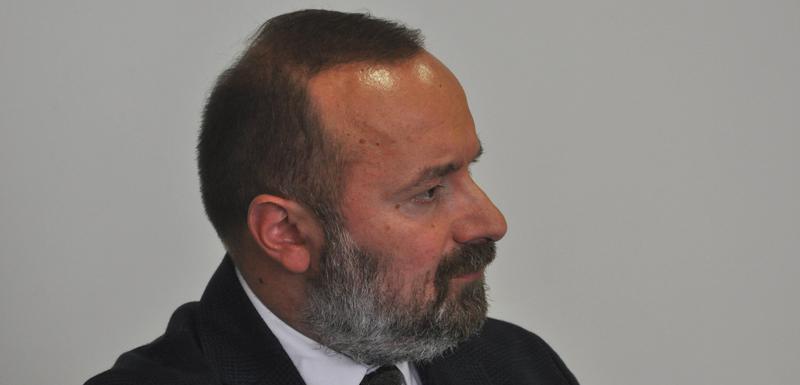 Treba usvojiti zakon o Vladi: Pavićević