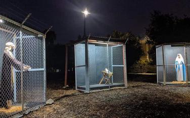 Jaslice postavljene ispred crkve u kalifornijskom gradu