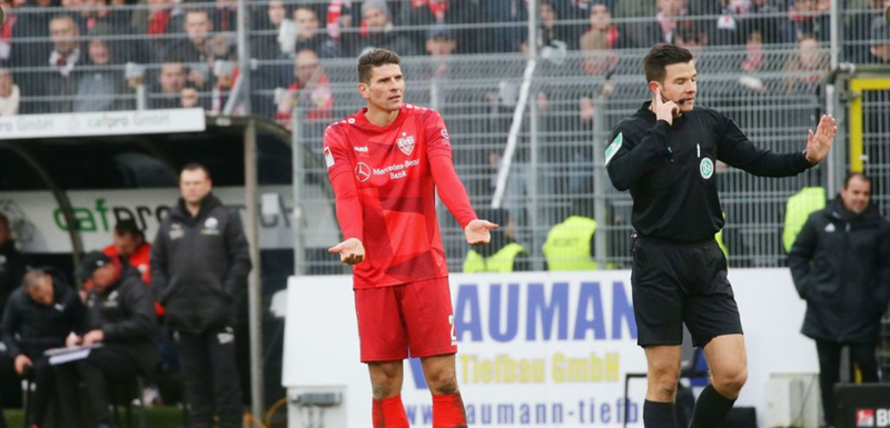 Gomez na meču sa Sandhauzenom
