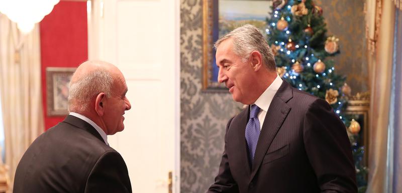 Đukanović sa ambasadorim Grčke