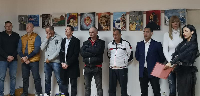 Ćirkovićeva i Vuković sa slikarima iz spuškog zatvora