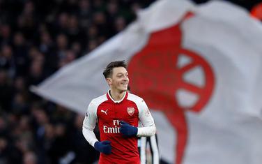 Ozil