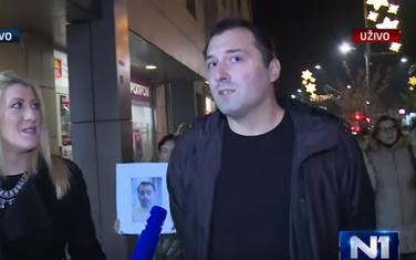 Obradović (desno) u šetnji centrom Valjeva