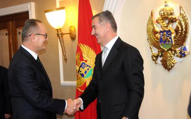 Voditelj emisije "Živa istina" Darko Šuković i predsjednik Milo Đukanović